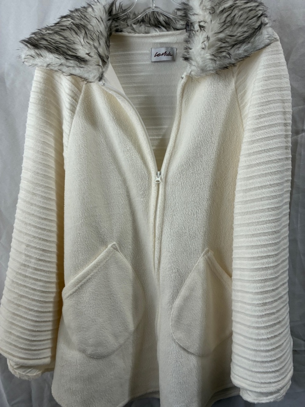 Le Moda Cream Faux-Fur Collar Zip Poncho Sweater